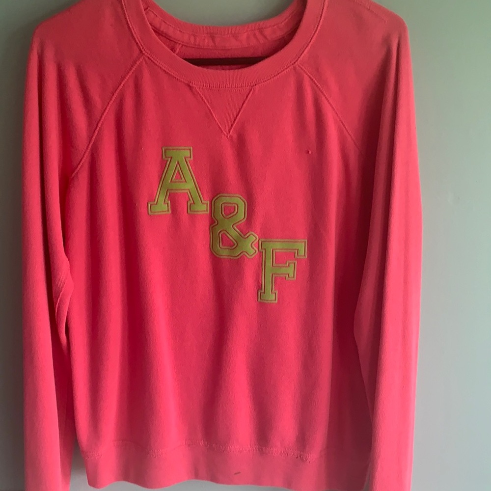 Hot pink cozy Abercrombie sweater!